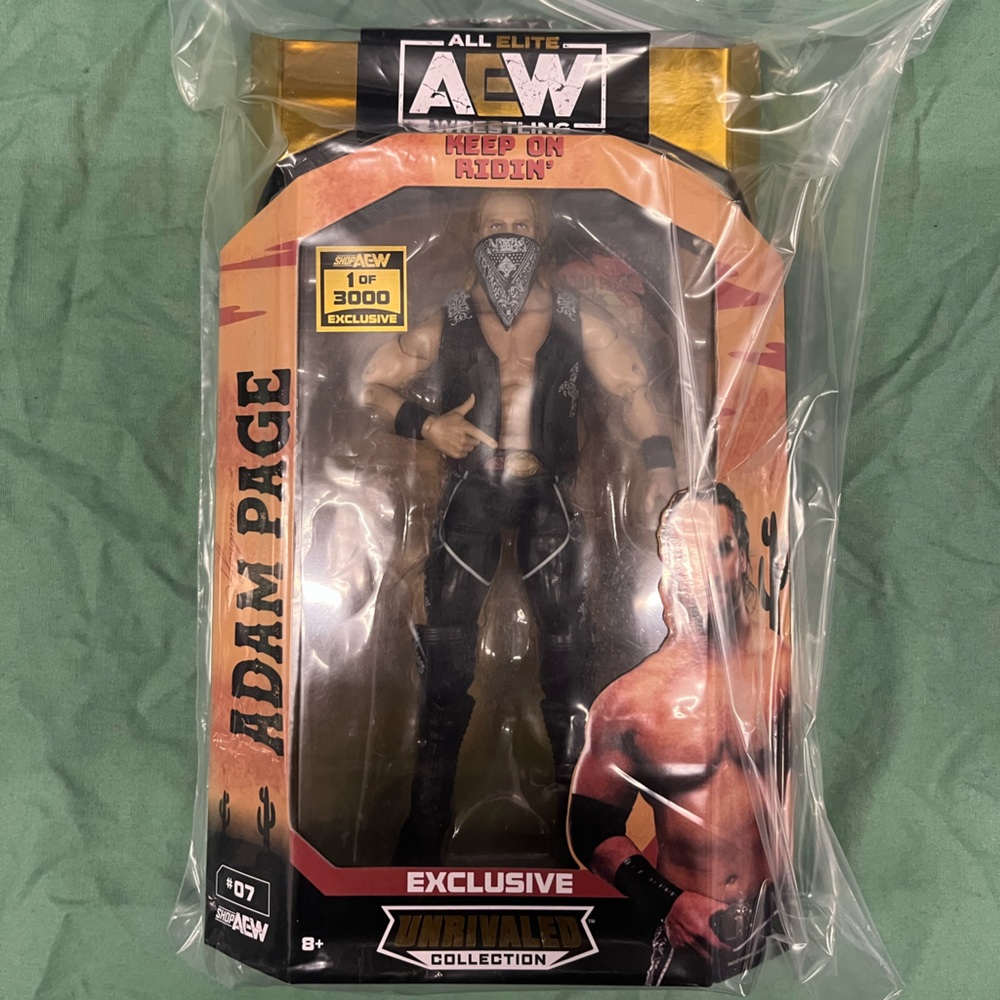 Hang man wresting figure